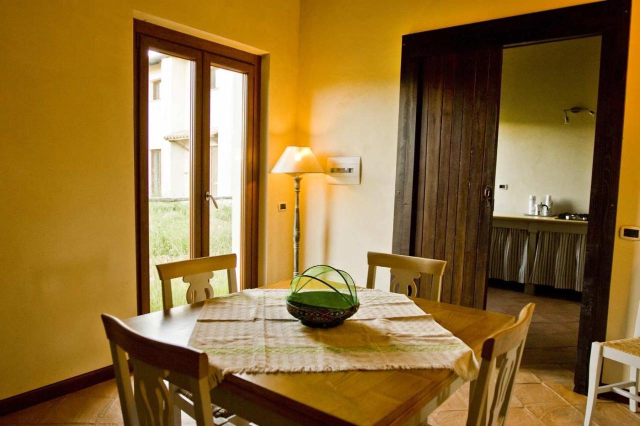 Agriturismo Borgo Serafino Mangone  Εξωτερικό φωτογραφία